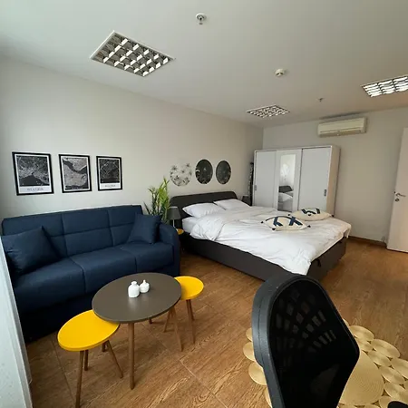 Secure Eclectic 2br With Concierge And Free Private Indoor Parking Next To Trump Tower & Cevahir * Istambul